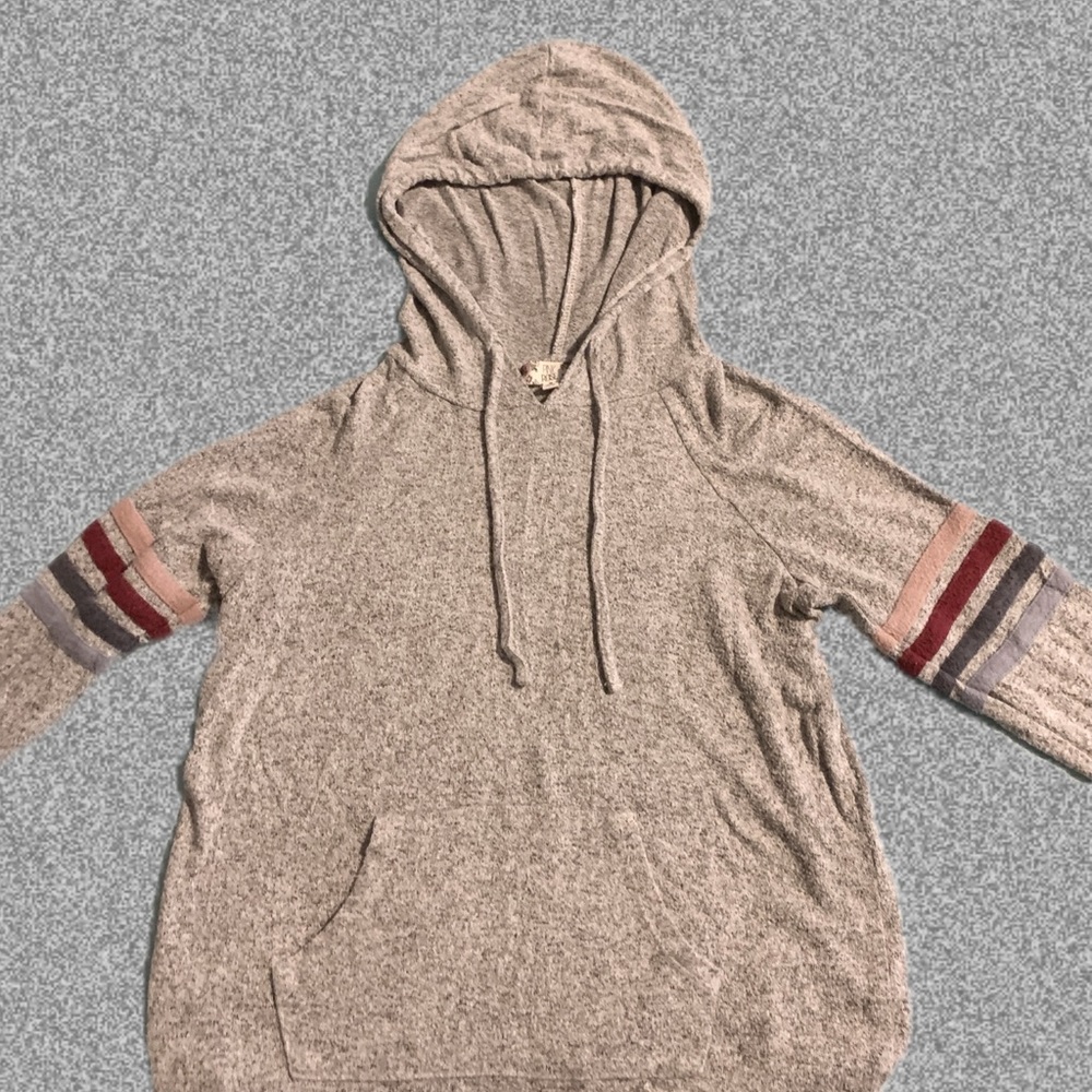 Grey sweatshirt